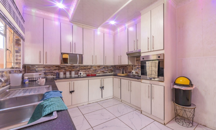 4 Bedroom Property for Sale in West Park Free State